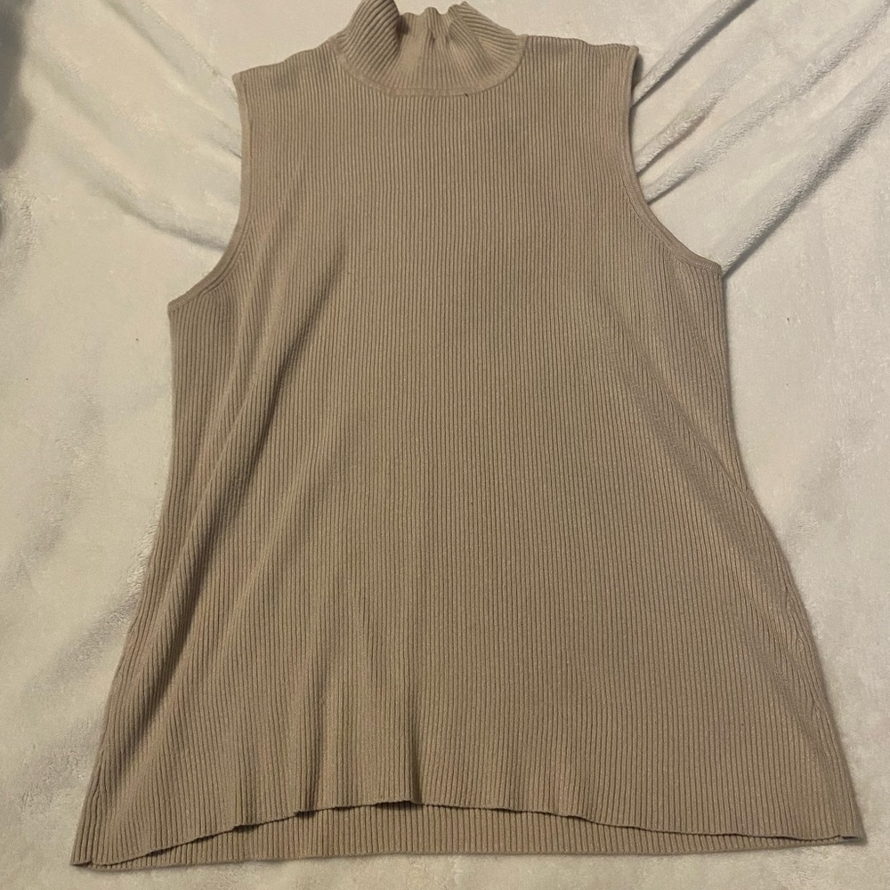 Turtle neck tank